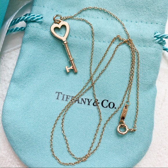 Tiffany & Co. Tiffany Keys Heart Key Pendant 18k - Picture 6 of 8